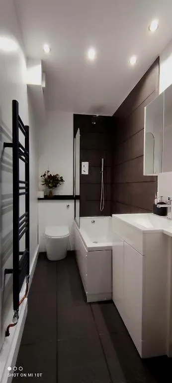 Birds Nest Residency Hotel London 0*,